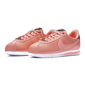 nike cortez basic txt vday